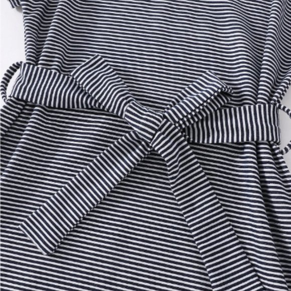 Girls Striped Batwing Sleeve High Low Hem Belted Dress Size: 11/12 Black & White - Picture 3 of 8